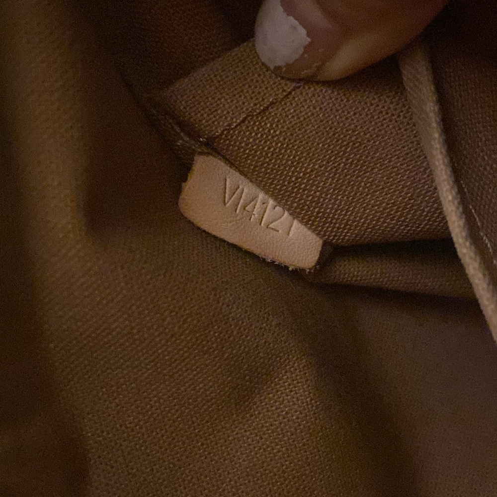 Authentic LV - Picture 6 of 9